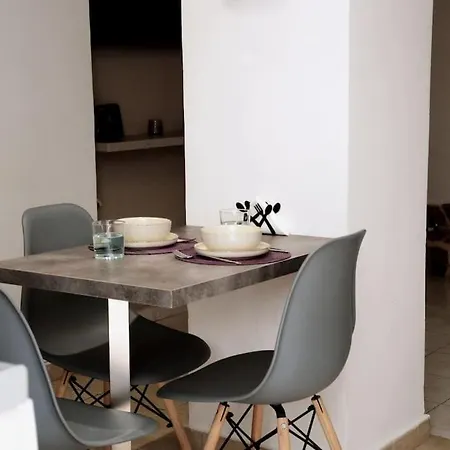 Cathy's Place Apartment